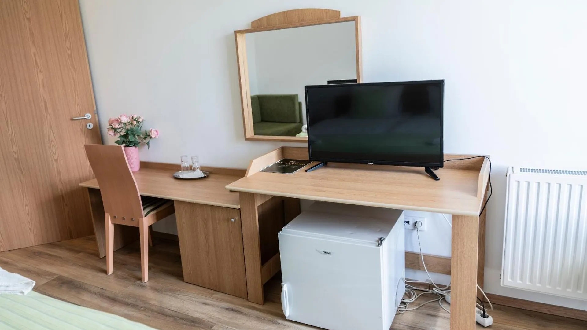 Bagoly Fogado Hotel Gyomro